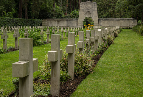 Free French Section, Brookwood Military Cemeteries