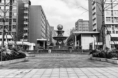 Waterfountain feature, 'High Street', UNNC Campus